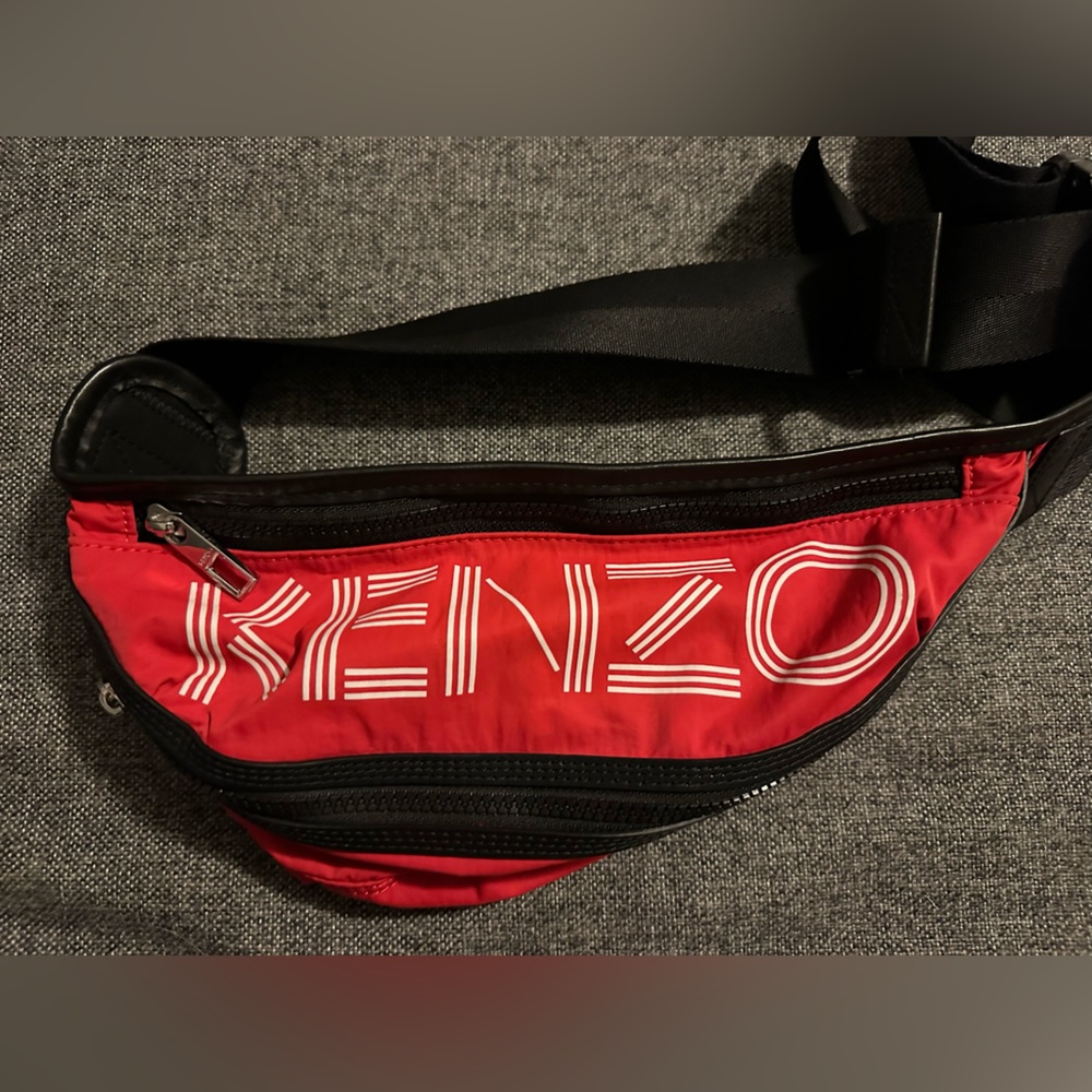 Kenzo Fanny pack